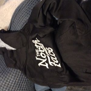 Black northface hoodie